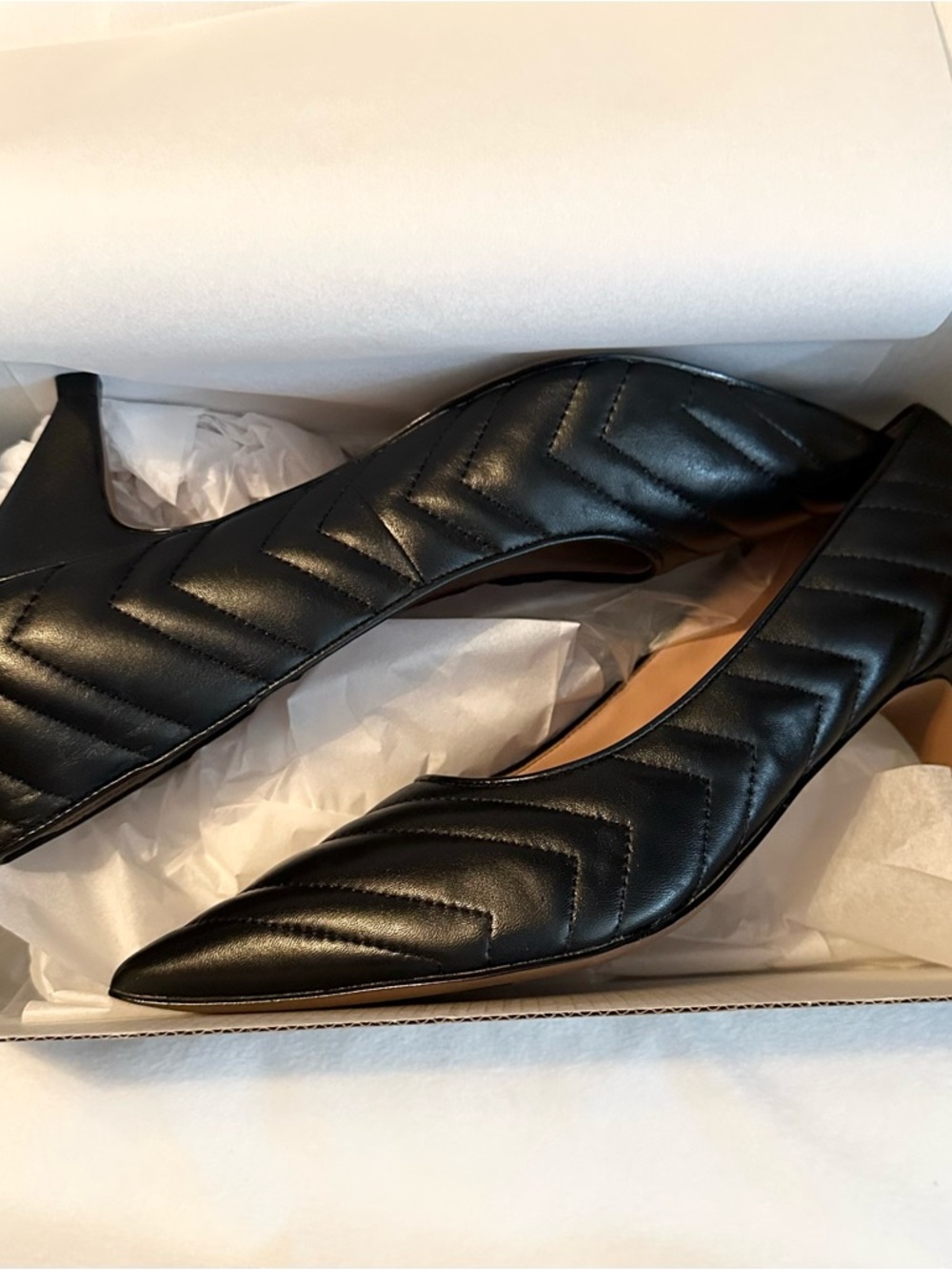 Linea Paolo Odie Pointed Toe Chevron Quilted Pump 9.5 Kitten Heel Black NIB New - Picture 3 of 6
